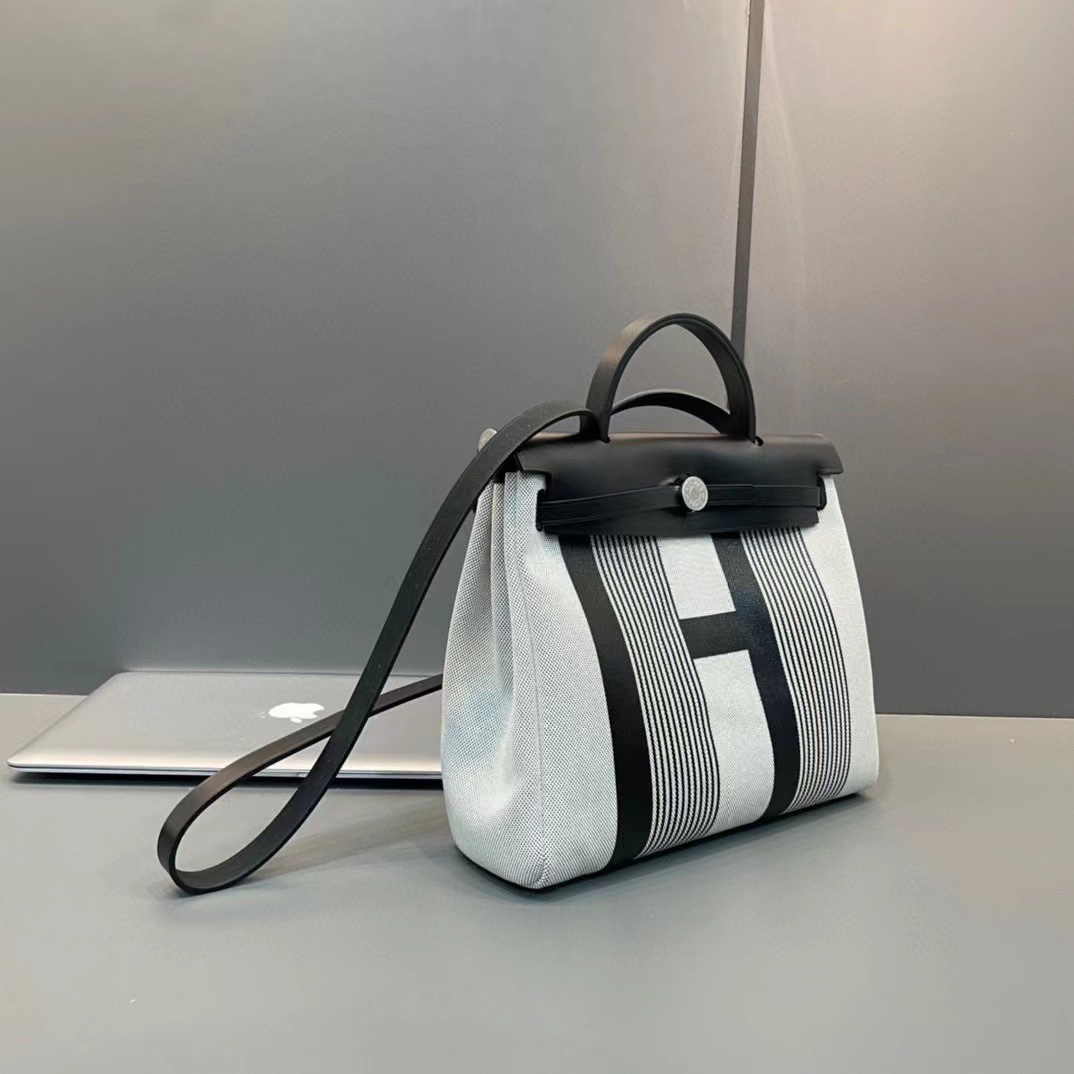 에르메스 에르백31 베리에이션 한정판 블랙 느와르